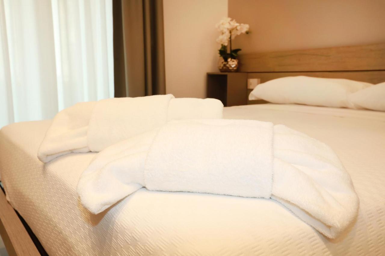 Unique Luxury Stay Рим Экстерьер фото