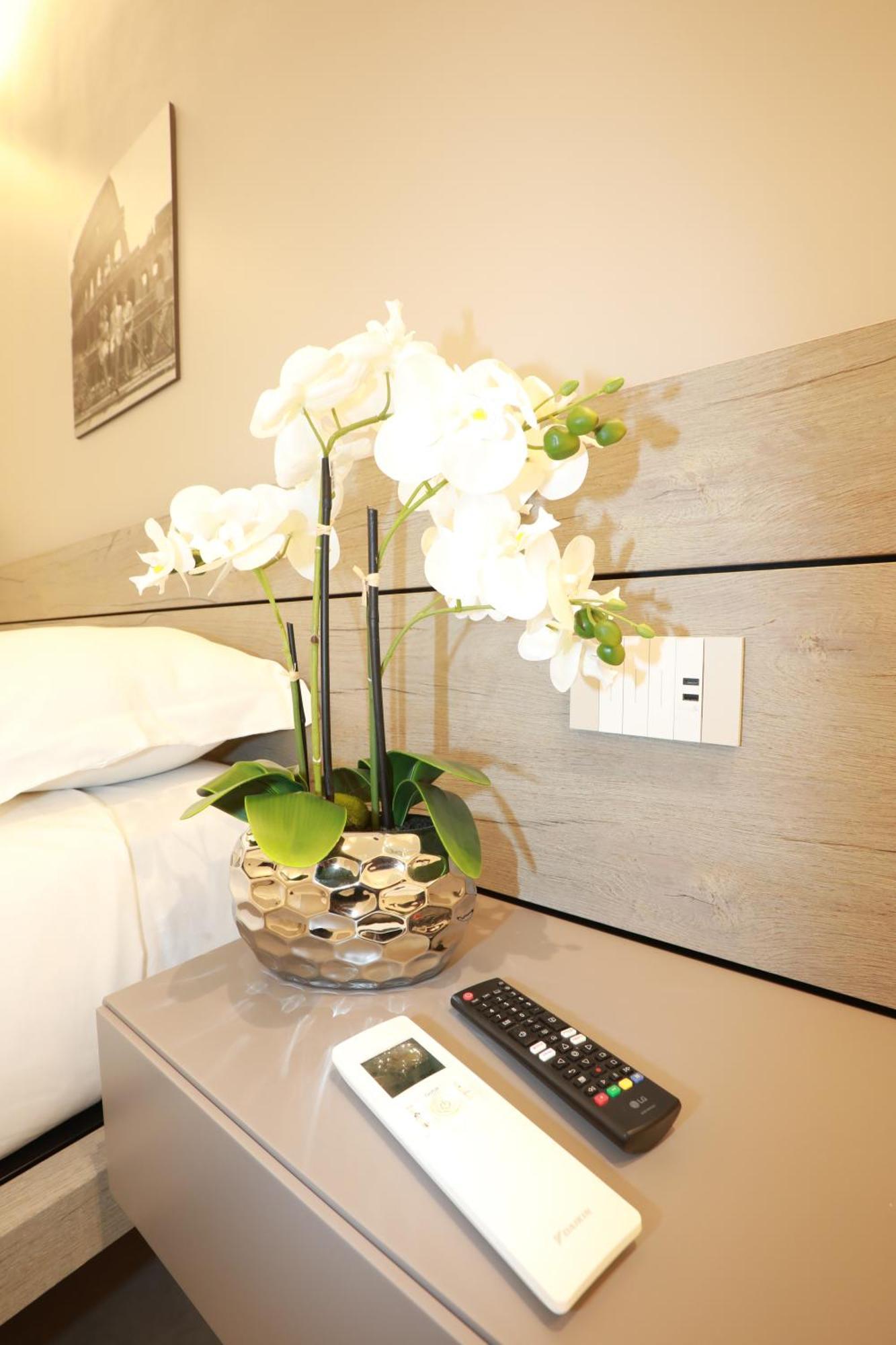 Unique Luxury Stay Рим Экстерьер фото